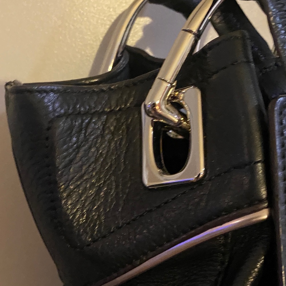 B Markowsky Black Leather Canterbury Satchel - Picture 8 of 16